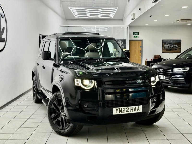 LAND ROVER DEFENDER 110