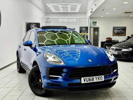 PORSCHE